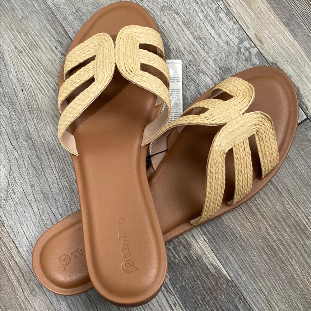 Elegant Tan and Cream Braided Sandals - Picture 2 of 10